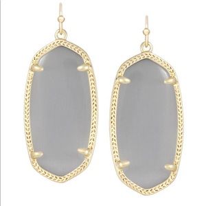 Kendra Scott Elle earrings